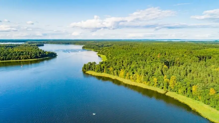 Bełdany - jedno z bardziej popularnych jezior w Krainie Wielkich Jezior Mazurskich