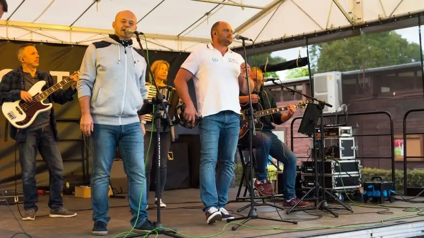 Piosenki pachnące wiatrem i wodą na sztynorckiej scenie