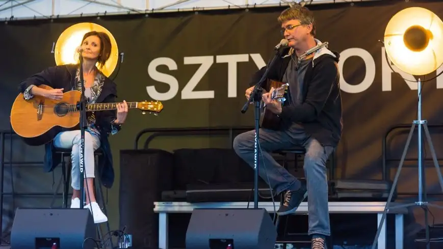 Z każdą kolejną piosenką brawa stawały się coraz gorętsze
