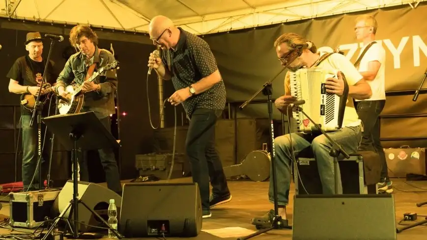 Szanty, irlandzki folk i bluegrass na sztynorckiej scenie 