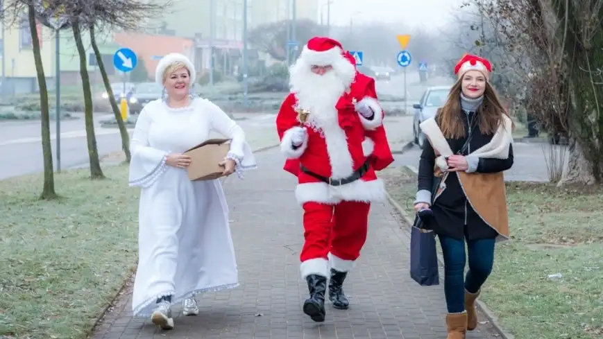 W piątek, 6 grudnia, na ulicach Giżycka ponownie będzie można spotkać Świętego Mikołaja i Śnieżynkę 