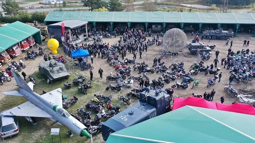 Promocja drobiu w motocyklowym wydaniu w Mrągowie