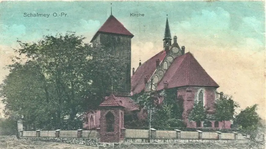 Gotycka chrzcielnica w Pozedrzu to pozostałość kościoła, którego już nie ma
