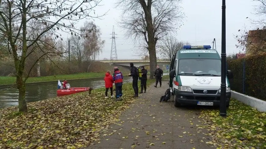 Co zalega na dnie Kanału Łuczańskiego? Sprawdzili to płetwonurkowie