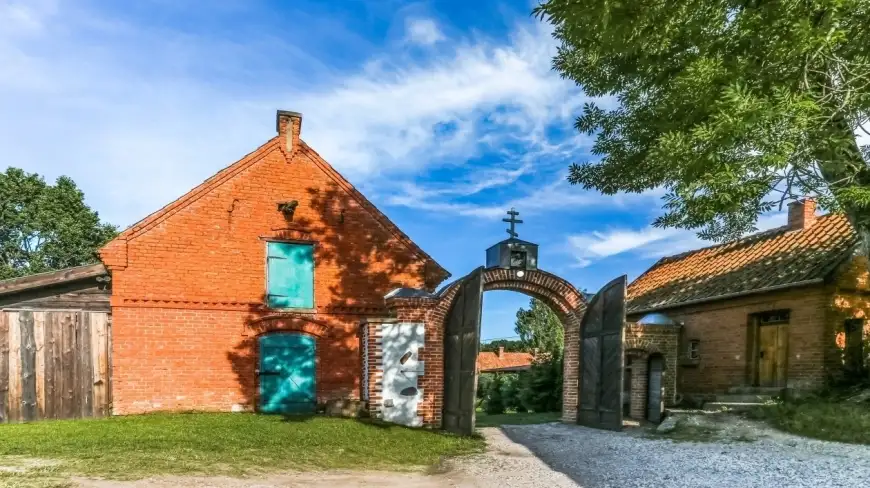 Mazurskie Ciekawostki. Klasztor Starowierców w Wojnowie