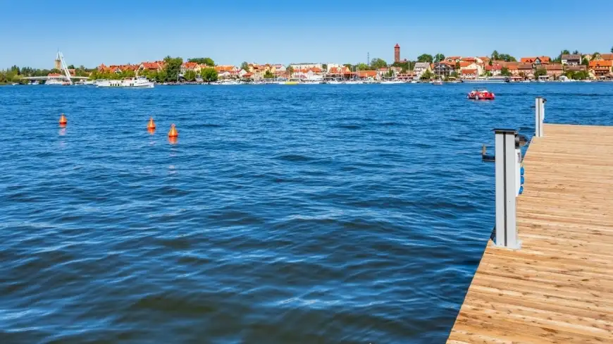 Kąpielisko na jeziorze Mikołajskim zamknięte