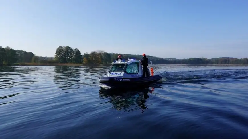 Policjanci wodni na Mazurach mają nowe łodzie patrolowe