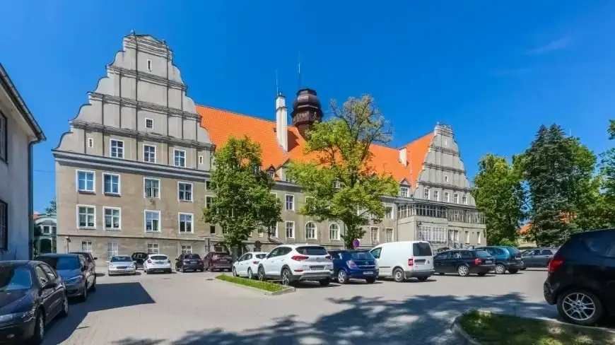 Zwiedzaj Mrągowo, oglądaj zabytki i szukaj...skarbu!