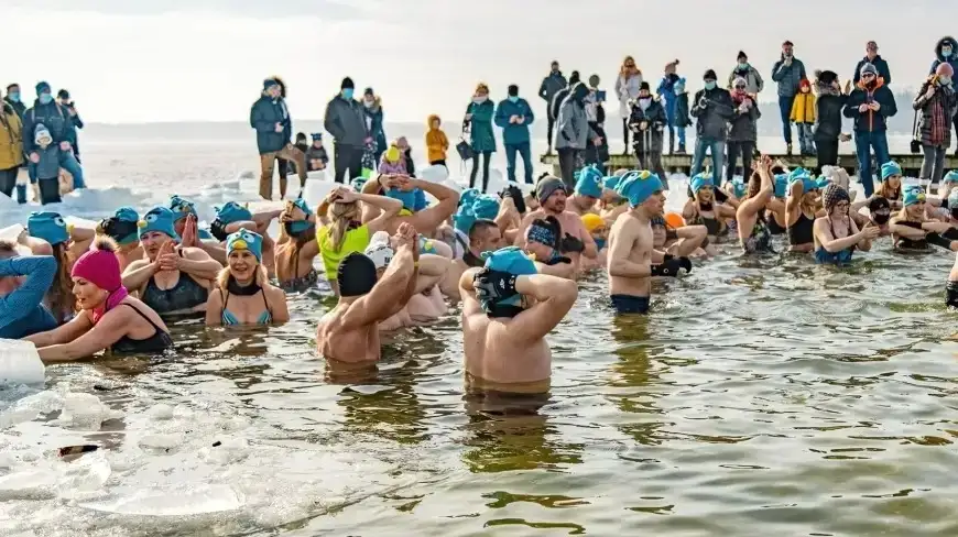 Walentynkowy Piknik Morsów w Szczytnie z charytatywnym celem