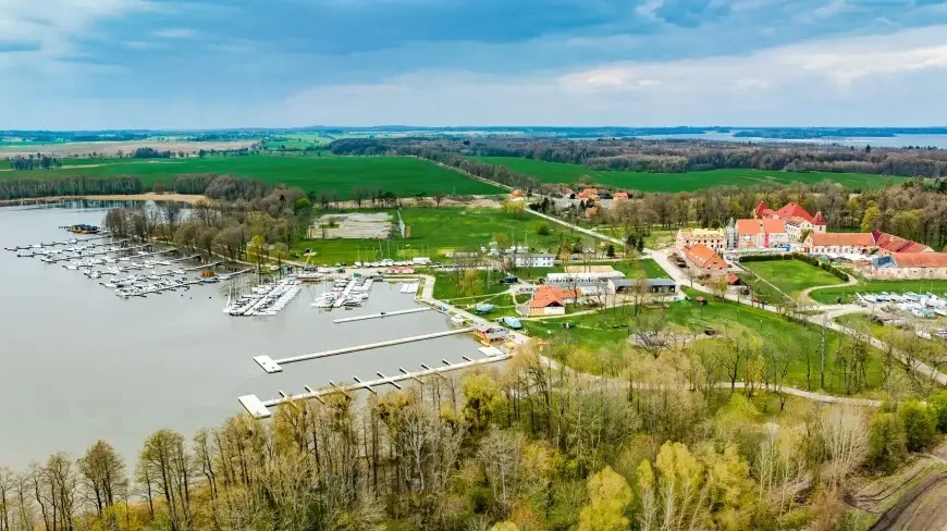 Zobaczcie jakie zmiany zaszły w porcie Sztynort