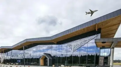 Rośnie liczba połączeń kolejowych na lotnisko Olsztyn-Mazury