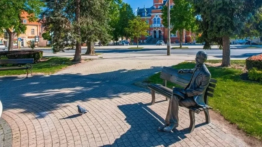 Pomnik Wojciecha Kętrzyńskiego.
