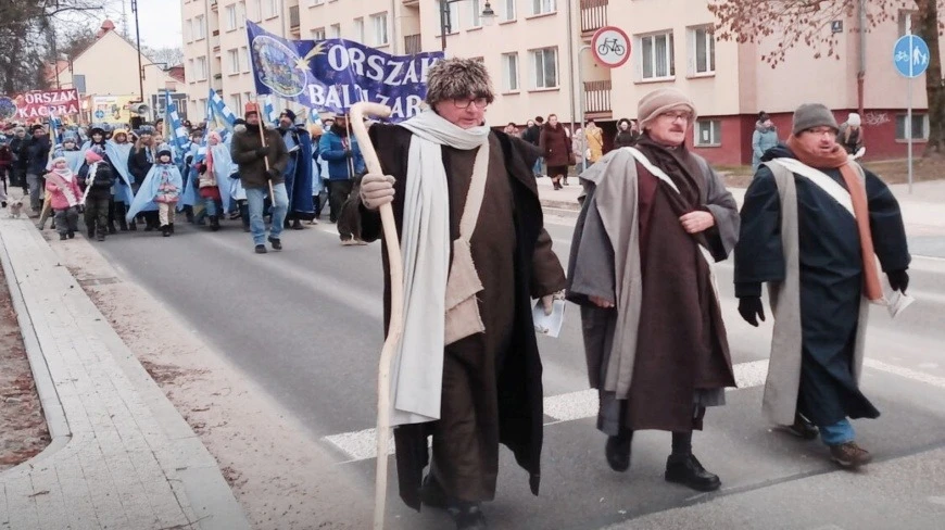 Trzej Królowie na mazurskich szlakach. Barwne korowody przejdą ulicami miast
