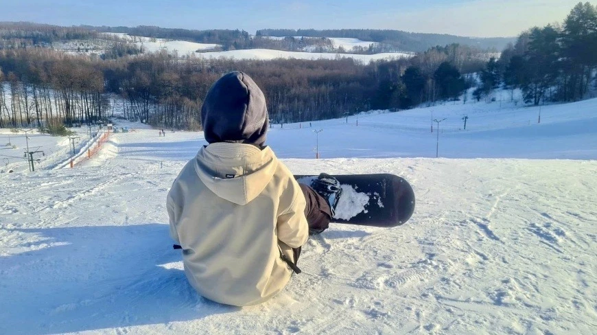 Na Górze Czterech Wiatrów na Mazurach ruszyło wielkie naśnieżanie