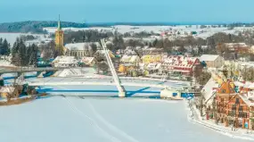 Muzyczne serce Mazur bije w Mikołajkach. Nadchodzi pierwsza edycja festiwalu „Wróćmy na jeziora”