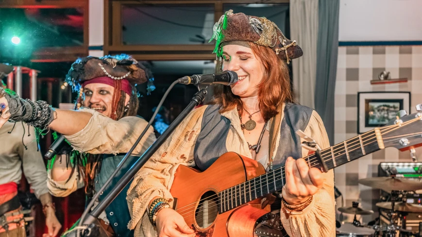 Reflinka podczas koncertu z zespołem Zrefowani