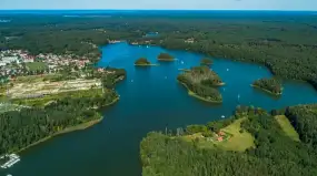 Mazury na start. Gdzie najlepiej postawić pierwszy krok na pokładzie? 