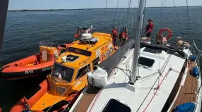 Ratownicy wodni jak GOPR? Senator Piotrowska zapowiada systemową rewolucję nad jeziorami 