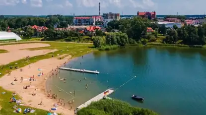 Chwila brawury nad wodą. Dramatyczny wypadek 15-latka w Ełku