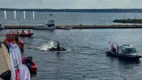 Groźne zderzenie skutera i motorówki na jeziorze Niegocin