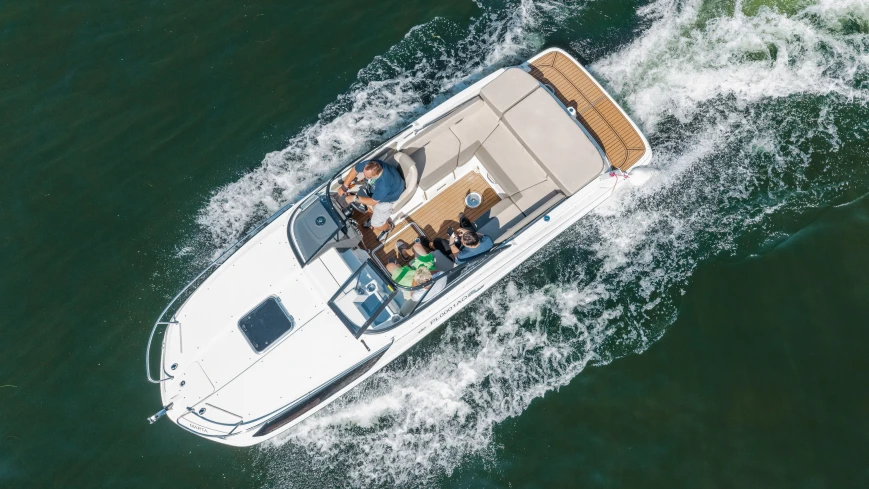 Bayliner VR6