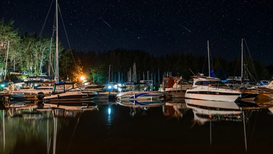 Najpierw zaćmione Słońce, później Perseidy. Wyjątkowa noc nad Mazurami