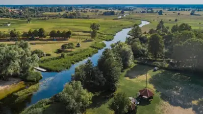 Mazury na sprzedaż? Dzisiaj w „Uwadze!” TVN głośny reportaż o planach zabudowy Doliny Krutyni