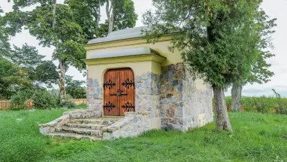 Grobowiec w maleńkiej wsi. Tajemnica kaplicy w Zakałczu Wielkim