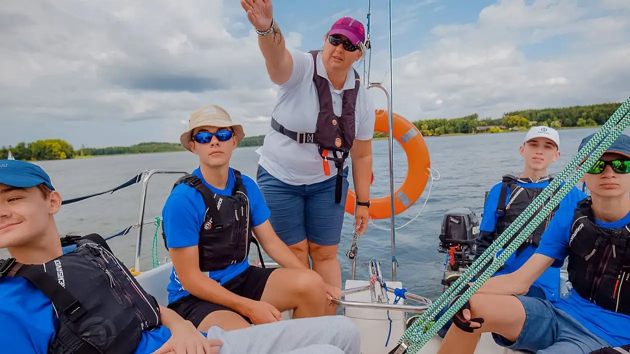 Szkolenia i obozy żeglarskie Mazury - zdjęcie 1