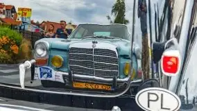 Zlot zabytkowych aut przy restauracji Nóż w wodzie w Mikołajkach - zdjęcie 16