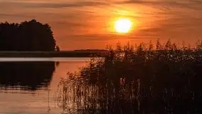 Ognisty zachód przy porcie Ognisty Ptak, jezioro Święcajty - zdjęcie 6