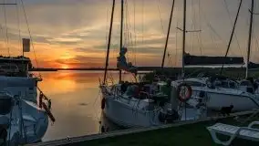 Ognisty zachód przy porcie Ognisty Ptak, jezioro Święcajty - zdjęcie 21