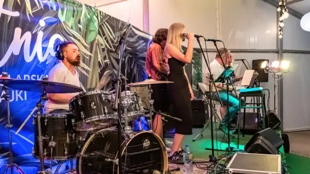 Three Generations w Wiosce Żeglarskiej Mikołajki - zdjęcie 1