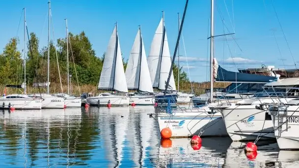 Suszenie żagli nad jeziorem Niegocin, Wilkasy - zdjęcie 6