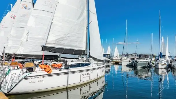 Suszenie żagli nad jeziorem Niegocin, Wilkasy - zdjęcie 8