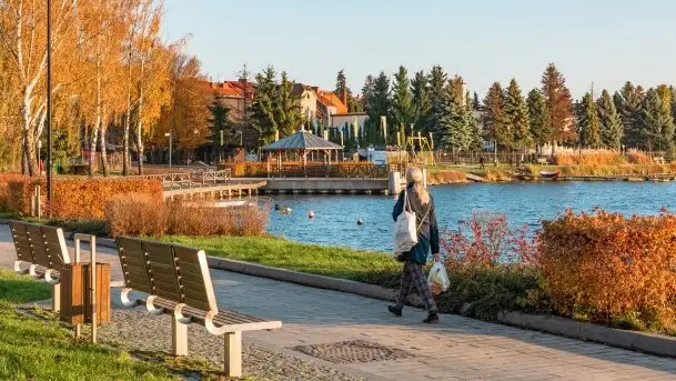 Zachód słońca w Rynie nad jeziorem Ryńskim, październik 2021 r. - zdjęcie 5