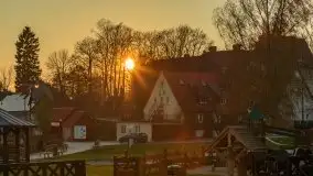 Zachód słońca w Rynie nad jeziorem Ryńskim, październik 2021 r. - zdjęcie 18