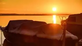 Grudniowy wschód słońca nad jeziorem Niegocin - zdjęcie 13