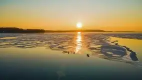 Styczniowy zachód słońca nad jeziorem Święcajty, 2022 r. - zdjęcie 23