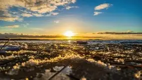 Styczniowe słońce, jezioro Dargin i kra... - zdjęcie 1