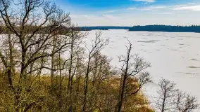 Jezioro Piłwąg w okowach lutowej zimy - zdjęcie 1