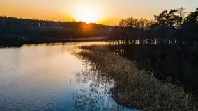 Zachód słońca nad jeziorem Wydmińskim, marzec 2022 - zdjęcie 24