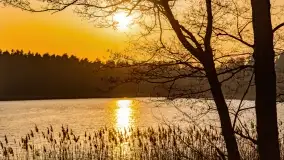 Zachód słońca nad jeziorem Wydmińskim, marzec 2022 - zdjęcie 27
