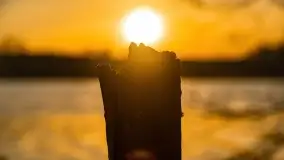 Wschód słońca przy wyspie Wydmińskiej, kwiecień 2022 r. - zdjęcie 34