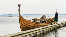 Wikingowie i średniowieczne klimaty na zdjęciach z otwarcia sezonu w Giżycku - zdjęcie 12