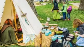 Wikingowie i średniowieczne klimaty na zdjęciach z otwarcia sezonu w Giżycku - zdjęcie 11