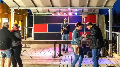 Kuba Kęsa na Mazurach - majowy wieczór w Strandzie