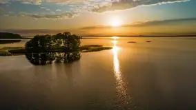 Wschód słońca nad jeziorem Mamry, Stanica Wodna Kietlice, czerwiec 2022 - zdjęcie 11