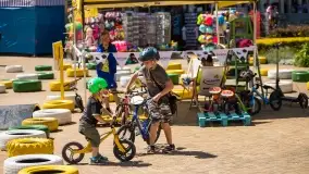 Fotorelacja z muzycznego i sportowego rozpoczęcia wakacji w Mikołajkach - zdjęcie 66