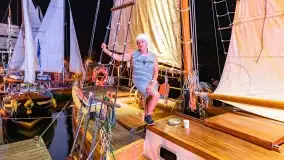 Nocne zdjęcia z XXIII zlotu klubu Jacht Oldtimet, Stranda, sierpień 2022 - zdjęcie 12